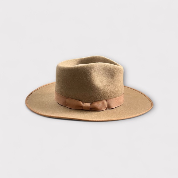 Gigi Pip Monroe Rancher - Picture 6 of 13